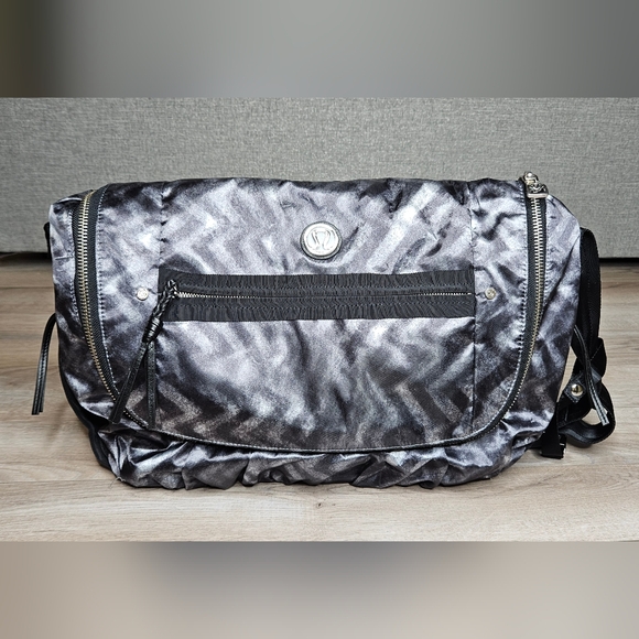 lululemon athletica Handbags - *RARE* LULULEMON Messenger Bag OFFERS WELCOME!